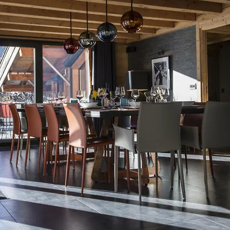 Апартаменты Chalet Grindelwald: A Haven For Skiers And Nature