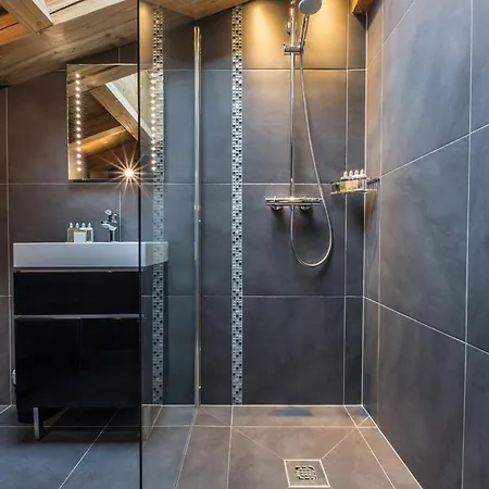 Апартаменты Chalet Grindelwald: A Haven For Skiers And Nature